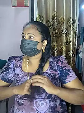 Snapshot of Tamil_devagi chatting on February 11, 9:14 am Tamil devagi online show from February 11, 9:14 am