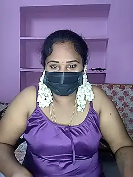 Snapshot of Tamil_devagi chatting on February 18, 6:37 pm Tamil devagi online show from February 18, 6:37 pm