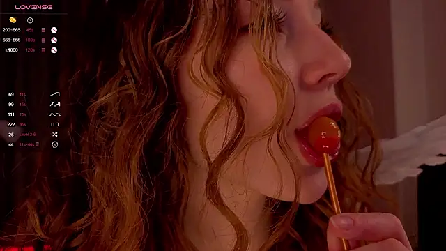 Alisavine online show from February 14, 7:54 pm