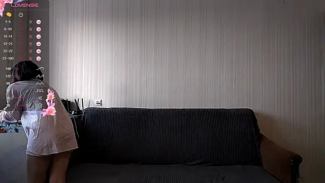 Snapshot of TianaMeiser chatting on January 17, 10:09 am TianaMeiser online show from January 17, 10:09 am