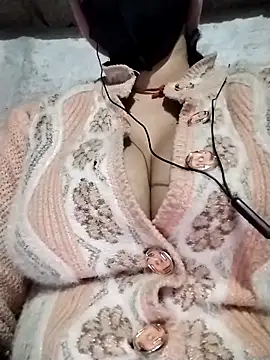 Snapshot of CUTE_123X chatting on November 19, 4:40 pm CUTE 123X online show from November 19, 4:40 pm