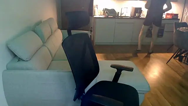 Snapshot of Buidapest chatting on February 1, 1:59 am Buidapest online show from February 1, 1:59 am