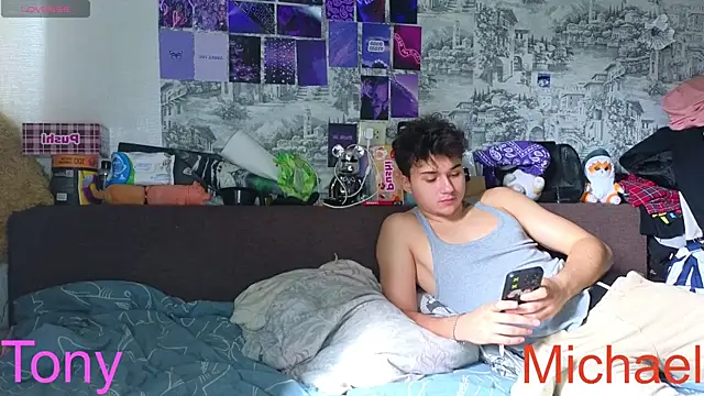 Snapshot of jordanjock chatting on May 3, 8:42 am jordanjock online show from May 3, 8:42 am