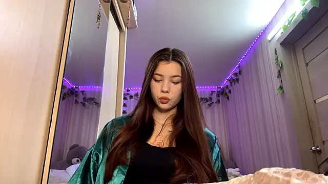 CutieSlim online show from December 4, 10:02 am