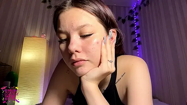 CutieSlim online show from March 15, 12:00 pm