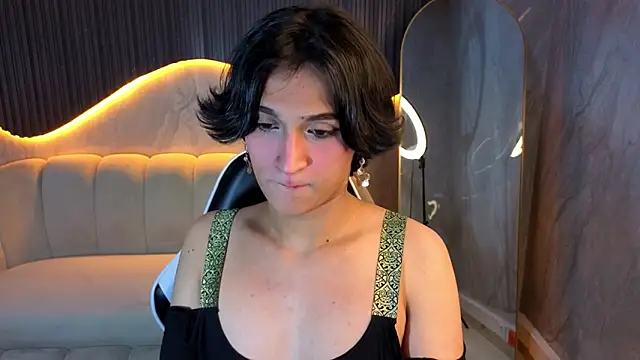 zoe tp online show from December 15, 8:02 pm