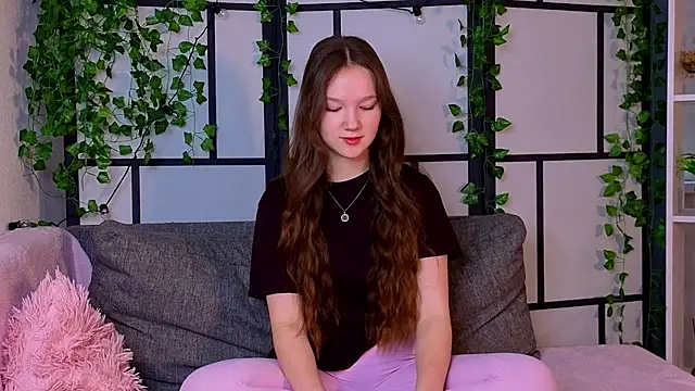 MelvinaEbner online show from February 20, 7:10 am