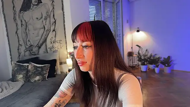 inked witch online show from October 20, 1:44 pm