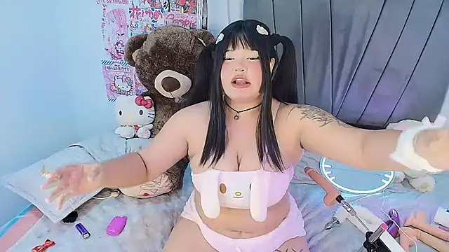 Snapshot of kittyhtxx chatting on December 3, 4:20 am kittyhtxx online show from December 3, 4:20 am