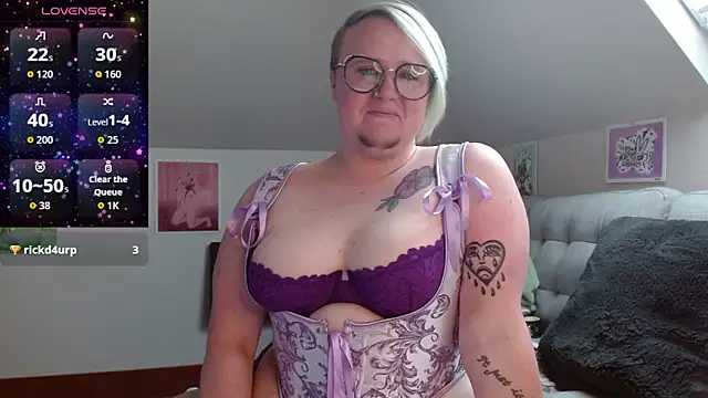 queerlyjaz online show from June 13, 5:22 pm