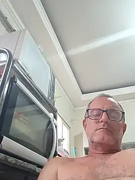 Snapshot of nard53 chatting on January 17, 10:42 am nard53 online show from January 17, 10:42 am