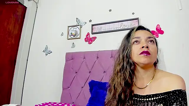  nanycute  online show from February 11, 9:09 pm