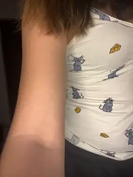 Sandrasnoww online show from December 3, 9:46 pm