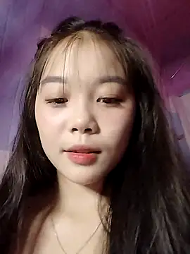 Baa-bee22 online show from June 18, 2:01 am
