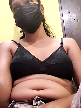 Minakshi-Gi online show from July 5, 7:10 pm