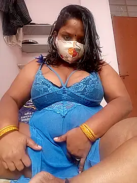 Snapshot of CUTE-LOVE-SWEETS chatting on December 1, 5:34 am CUTE-LOVE-SWEETS online show from December 1, 5:34 am