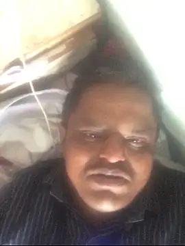 Snapshot of sexguruxxx chatting on November 25, 6:13 am sexguruxxx online show from November 25, 6:13 am