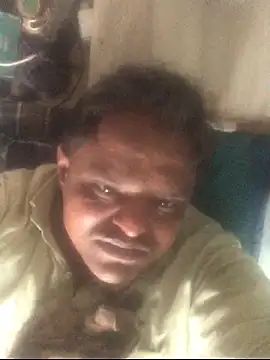 Snapshot of sexguruxxx chatting on December 2, 8:52 am sexguruxxx online show from December 2, 8:52 am