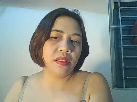 Snapshot of Sona5888 chatting on November 19, 3:50 am Sona5888 online show from November 19, 3:50 am