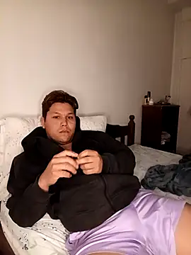 Oliver Bach online show from November 29, 1:30 am