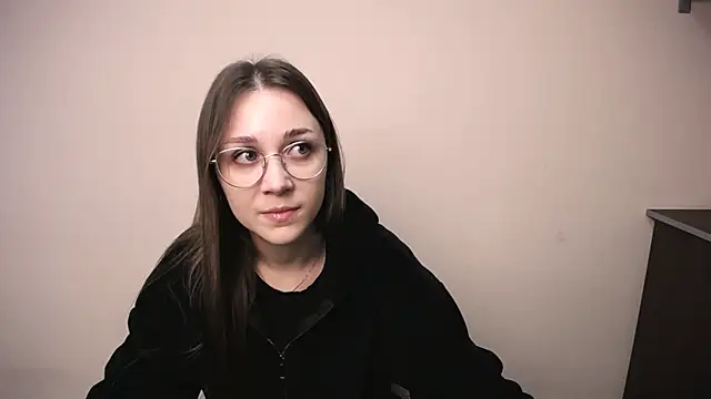 MillaTems  online show from November 21, 10:03 am