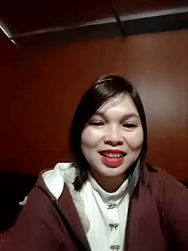 Snapshot of Cover-baa chatting on February 1, 10:58 am Cover-baa online show from February 1, 10:58 am