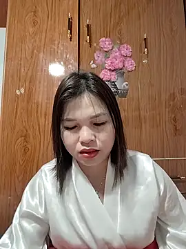 Snapshot of Cover-baa chatting on February 12, 8:48 pm Cover-baa online show from February 12, 8:48 pm