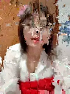 Snapshot of Cover-baa chatting on February 19, 11:56 pm Cover-baa online show from February 19, 11:56 pm