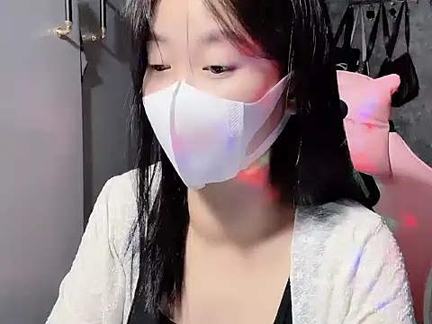 Snapshot of Hellen2999 chatting on November 22, 4:39 pm Hellen2999 online show from November 22, 4:39 pm