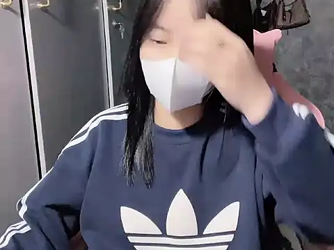 Snapshot of Hellen2999 chatting on November 26, 2:34 am Hellen2999 online show from November 26, 2:34 am