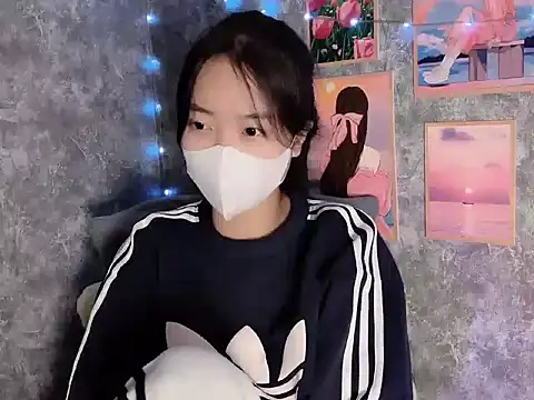 Snapshot of Hellen2999 chatting on November 30, 4:00 pm Hellen2999 online show from November 30, 4:00 pm