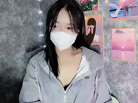 Snapshot of Hellen2999 chatting on December 2, 1:33 am Hellen2999 online show from December 2, 1:33 am