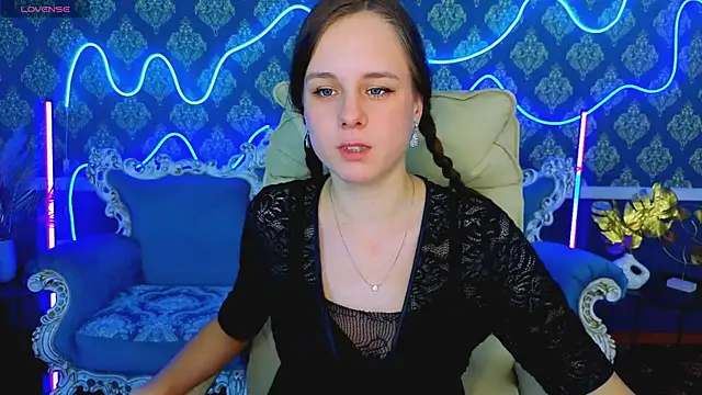 KarolinaSky online show from November 24, 1:55 pm