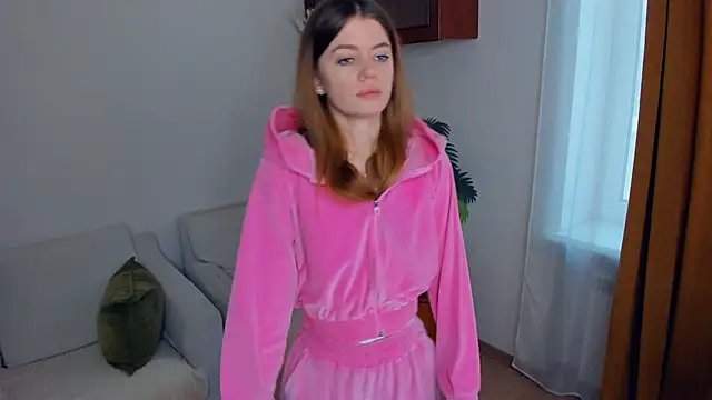 AngelesBenitz online show from January 16, 7:01 am