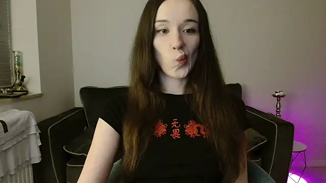 Tinybutt5368 online show from February 12, 6:25 pm