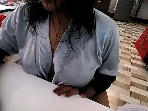 raveena hot online show from April 9, 3:17 pm