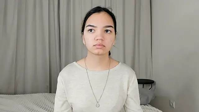 Snapshot of CoreenLuebbers chatting on November 28, 7:55 am CoreenLuebbers online show from November 28, 7:55 am