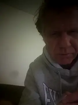 Snapshot of Hardwarelane67 chatting on May 18, 6:58 pm Hardwarelane67 online show from May 18, 6:58 pm