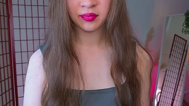 Snapshot of SilentLily chatting on January 10, 8:54 pm SilentLily online show from January 10, 8:54 pm