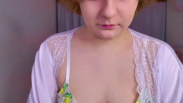 Snapshot of melissa___moore chatting on December 4, 6:12 am melissa moore online show from December 4, 6:12 am