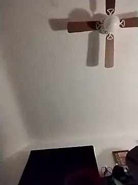 VenezuelaLuxeNoir online show from January 16, 8:29 am