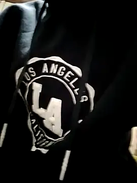 Snapshot of cashmoneysexxx chatting on November 17, 8:47 pm cashmoneysexxx online show from November 17, 8:47 pm