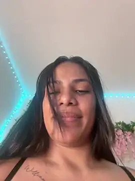 Snapshot of ArielleMillerr- chatting on February 27, 5:35 pm ArielleMillerr- online show from February 27, 5:35 pm