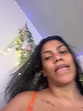 ArielleMillerr- online show from July 11, 5:37 pm