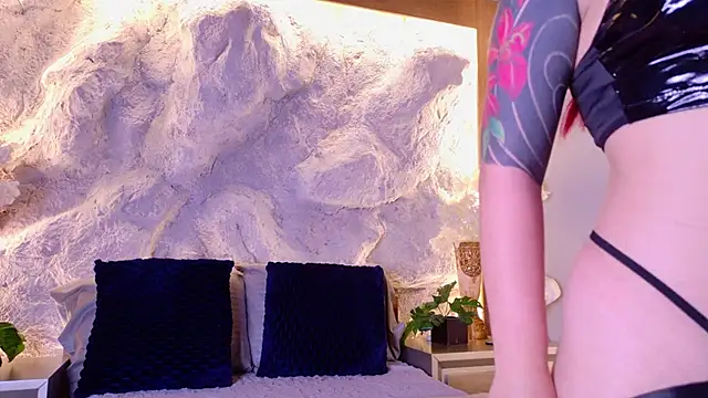 bella mush online show from March 26, 4:01 pm