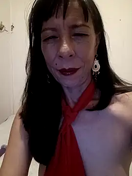 Snapshot of GenesisLunar chatting on December 18, 4:51 am GenesisLunar online show from December 18, 4:51 am