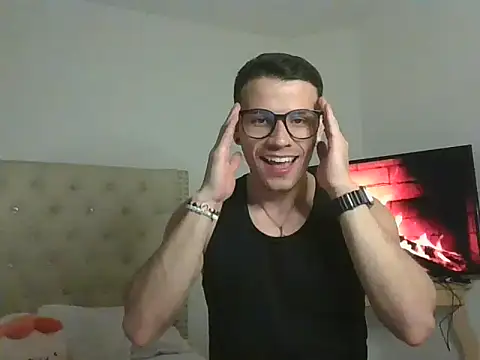 Liam se online show from November 18, 4:06 am