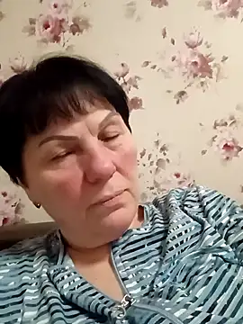 OliviaaSkyy online show from December 15, 5:17 pm