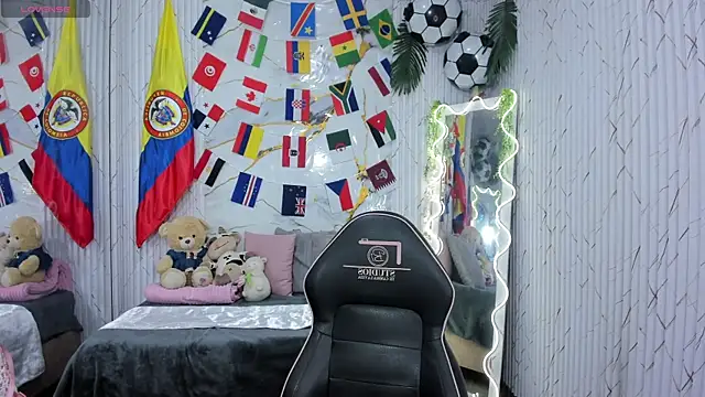 Snapshot of Canndyy_tay1 chatting on July 5, 11:50 am Canndyy tay1 online show from July 5, 11:50 am