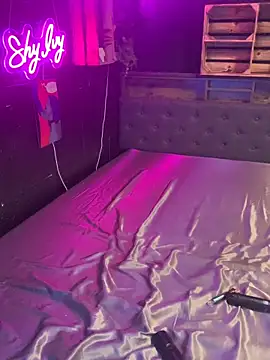 Shy-Ivy online show from December 17, 10:38 pm